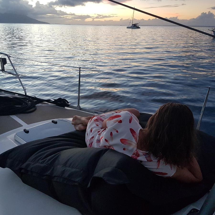 2 Nuits Insolites & 1 Excursion Voile A Bord Du Voilier Mori Ora Moorea Exterior foto